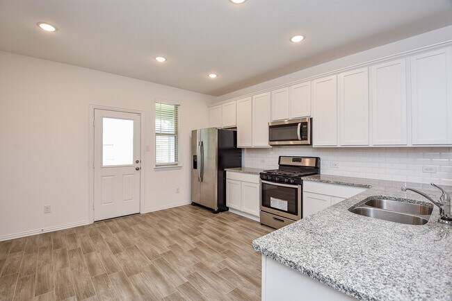 Building Photo - 31326 Black Frst Xing