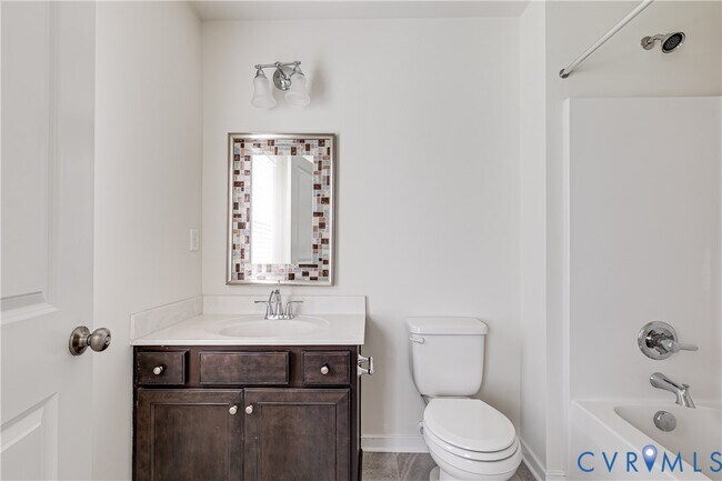 Building Photo - 1701 Anchor Landing Dr