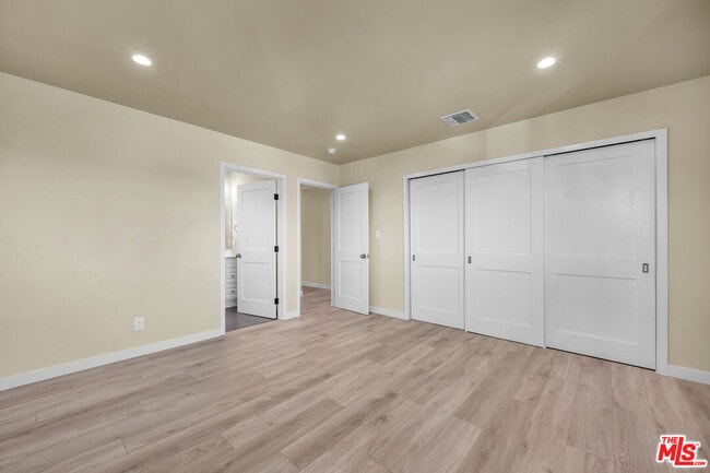 Building Photo - 5324 Weatherford Dr