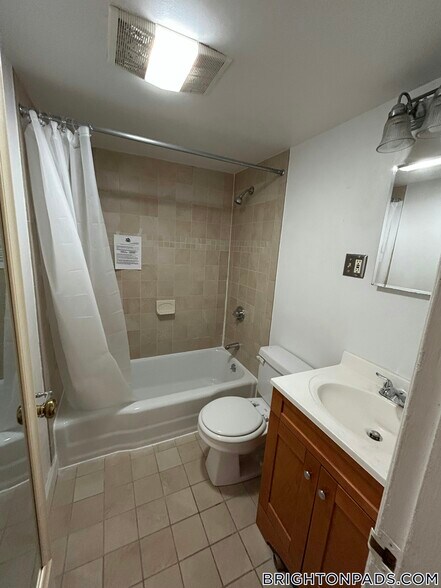 Building Photo - 124 Sutherland Rd