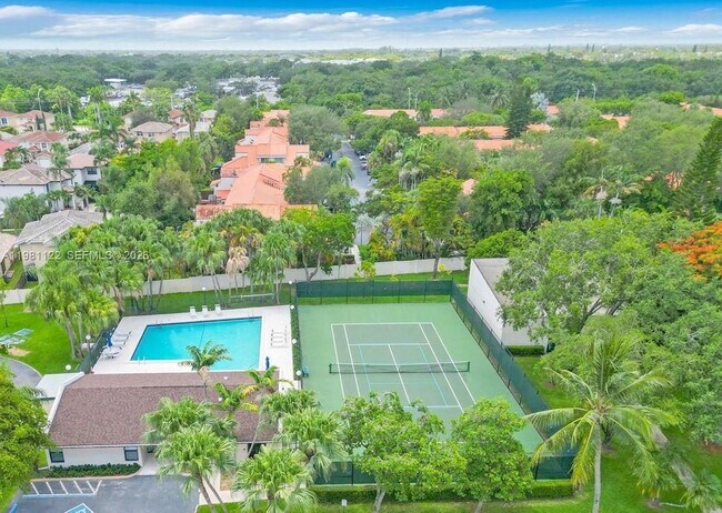 Building Photo - 10818 SW 72nd St