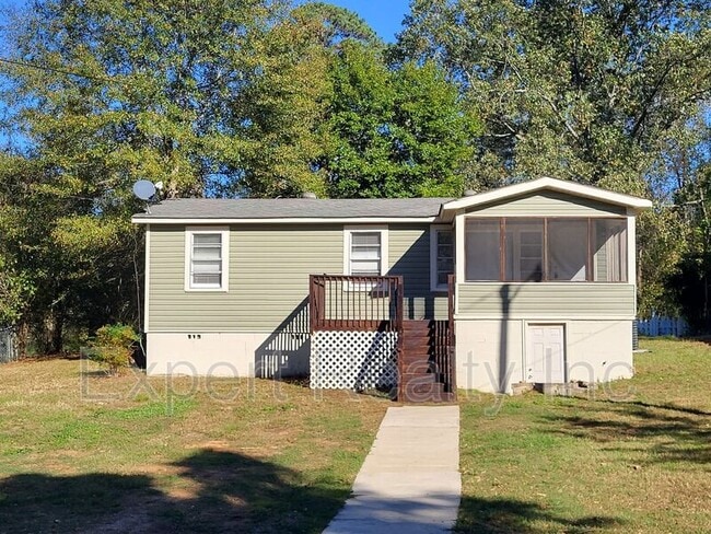 Building Photo - 203 Silver Leaf Dr