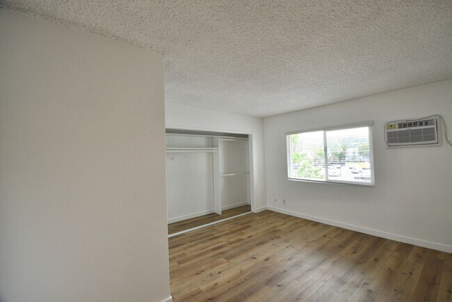 Building Photo - 5440 Quakertown Ave