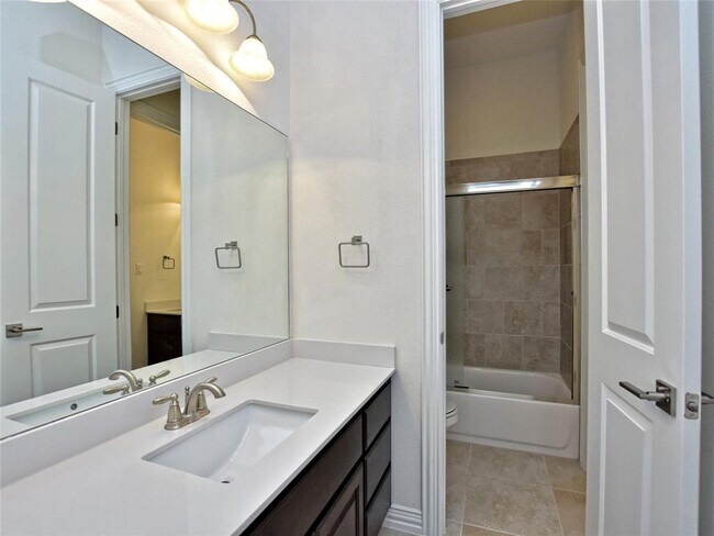 Building Photo - 300 Flintlock Dr