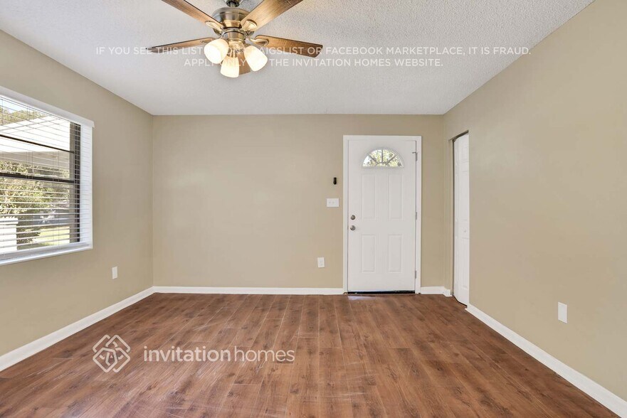 Building Photo - 6903 Fern Cir