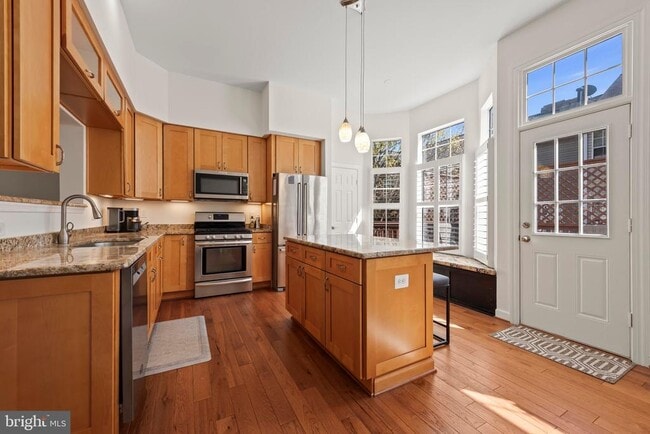 Building Photo - 47645 Weatherburn Terrace