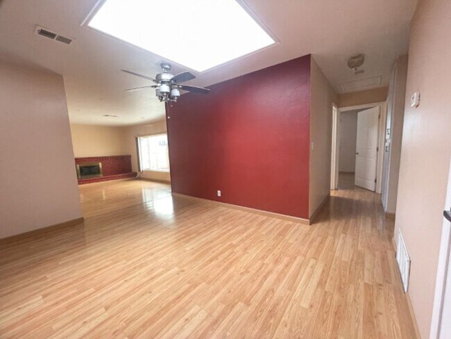 Building Photo - Desirable Home in the Mission San Jose Are...