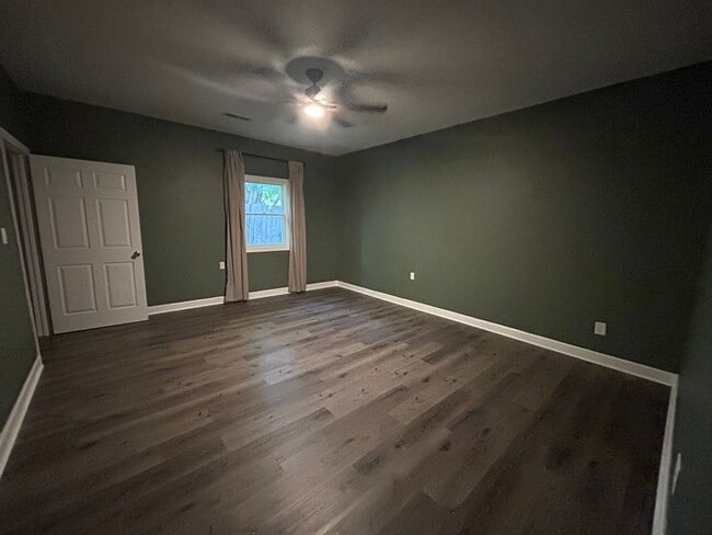 Building Photo - Charming 3 Bedroom, 1 Bath Home – 1,440 Sq...