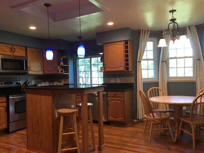 Building Photo - Northwest two story home with finished bas...