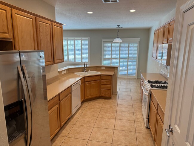 Building Photo - Three bedroom 2 bath home in 55+ community