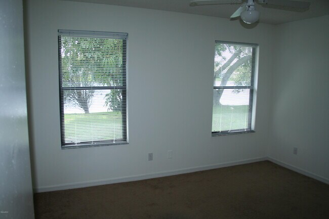 Building Photo - 1220 Ambra Dr