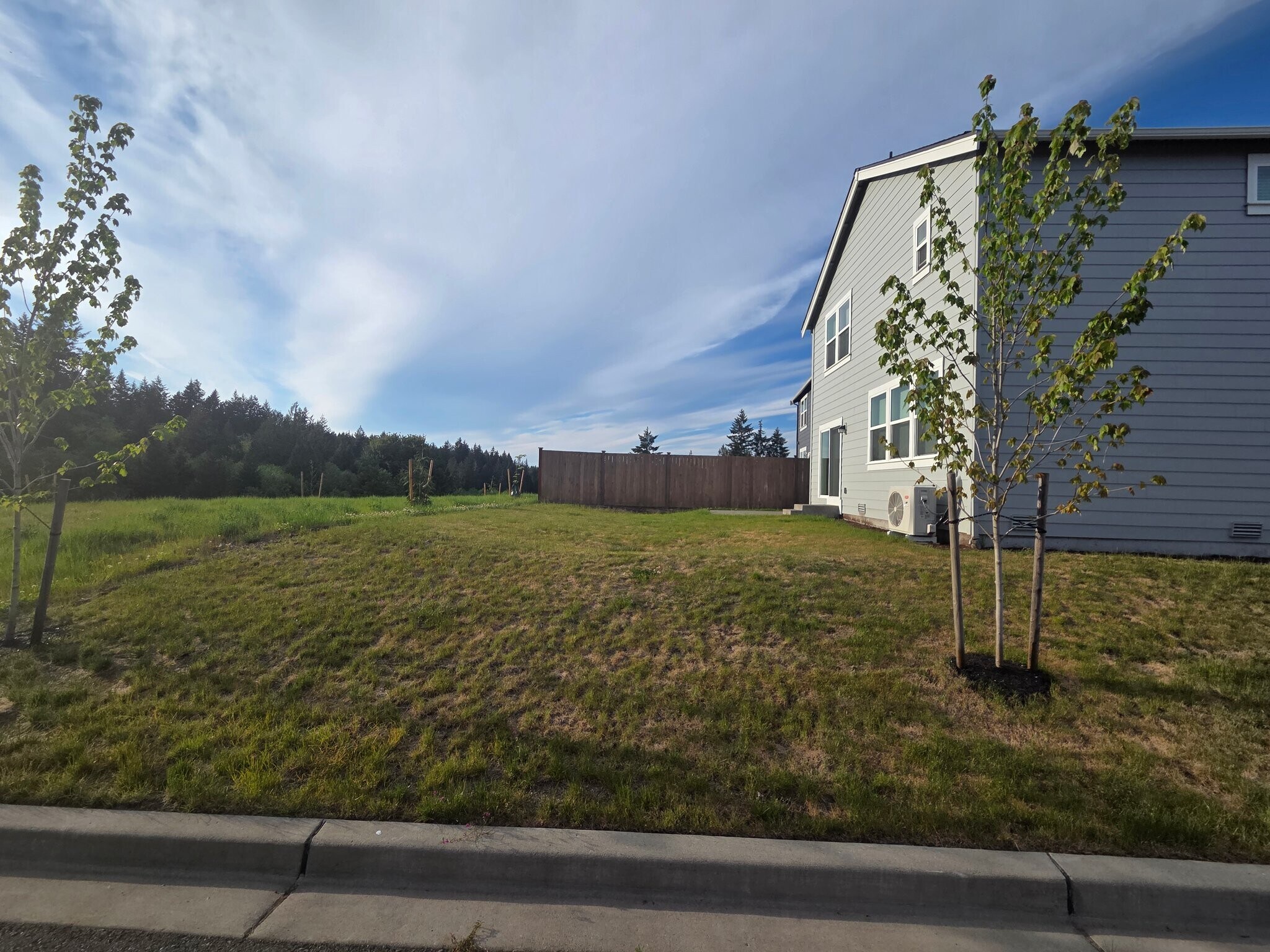 Building Photo - 1561 SW Fielder Pl