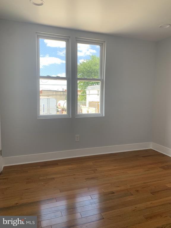 Building Photo - 3711 Richmond St