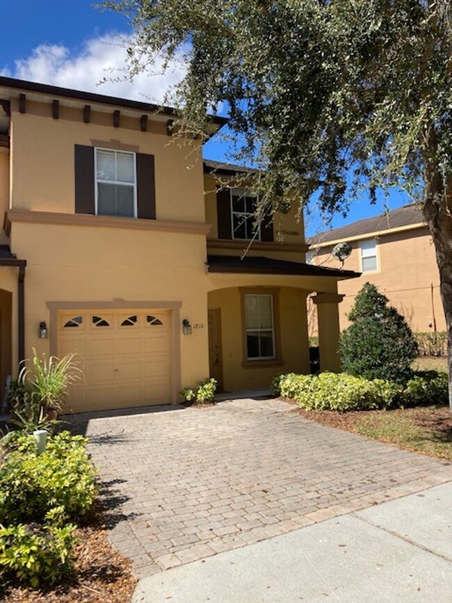 Building Photo - TERRIFIC 3 BDRM TOWNHOUSE FOR RENT IN GATED!