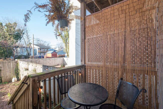 Building Photo - 2 BR/ 2 BA Historic Church Hill Home. Available February 10th!