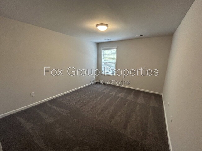 Building Photo - 8236 McCormick St