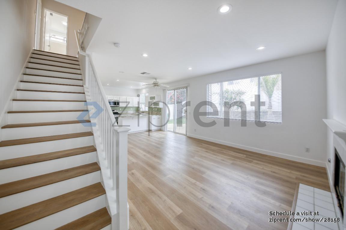 Building Photo - 17 Armory Pl