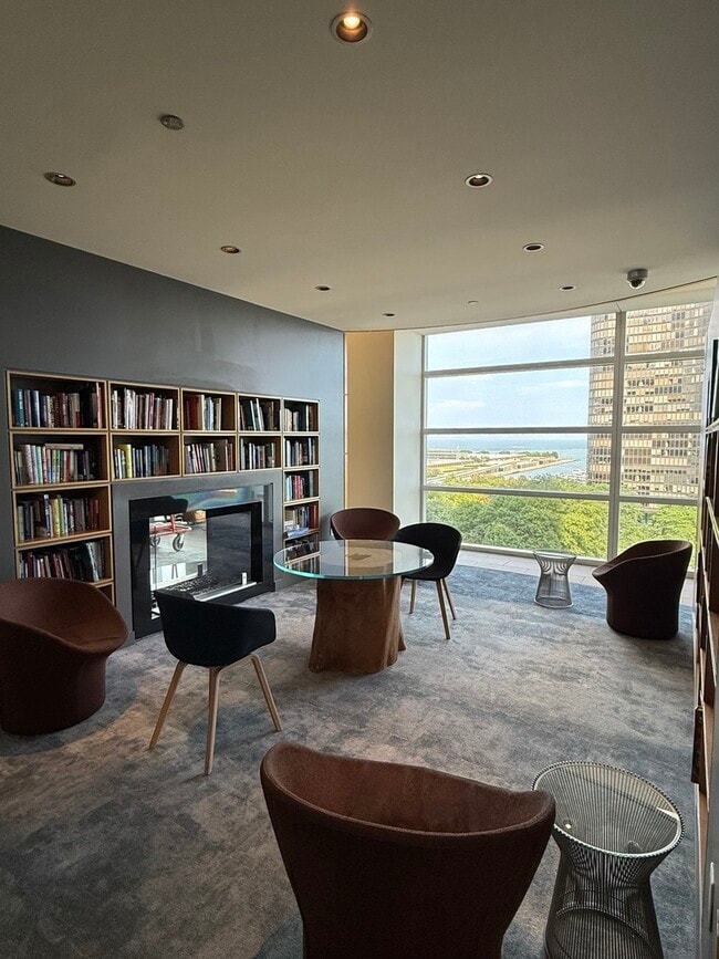 Building Photo - 500 N Lake Shore Dr