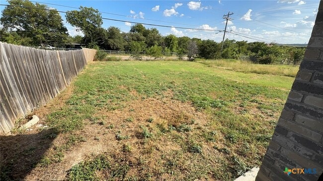 Building Photo - 10411 Trimmier Rd