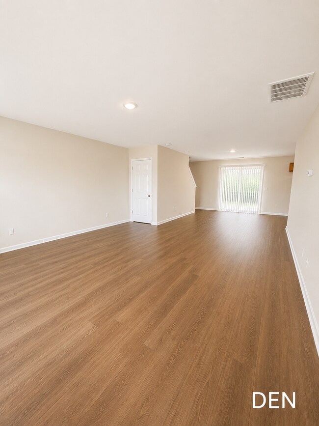 Building Photo - 81 Roseberry Cir