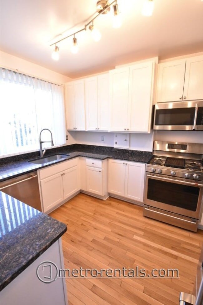 Building Photo - 2589-2591 N Fourth Street