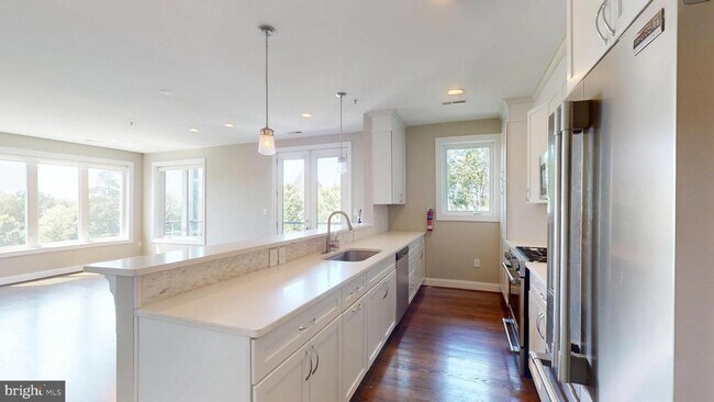 Building Photo - 3585 13th St NW