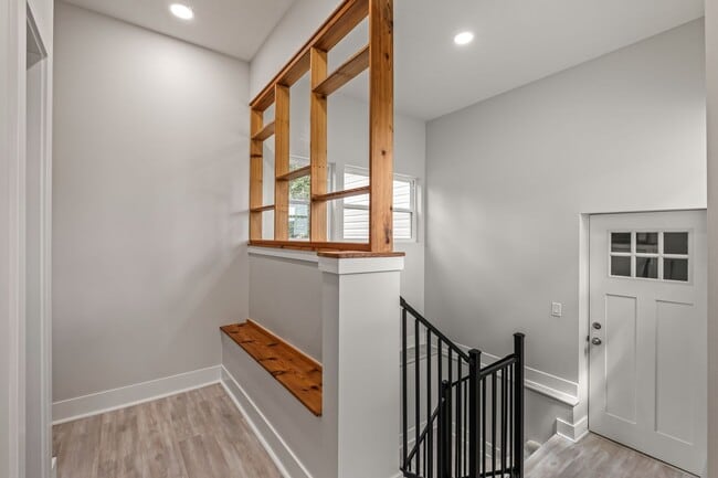 Building Photo - WELCOME HOME!