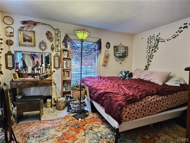 Building Photo - 213 Foster Ave