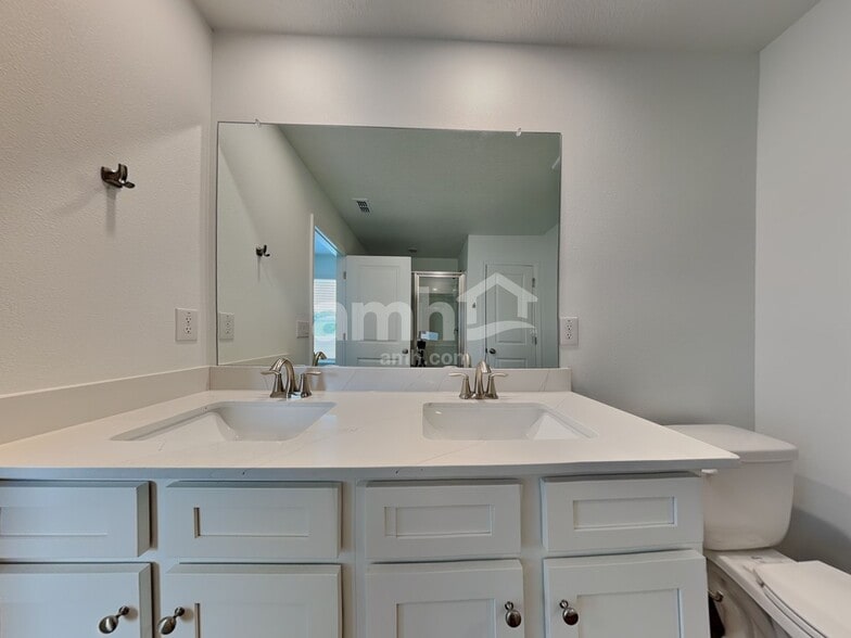 Building Photo - 6772 Atlantic Bch Ave