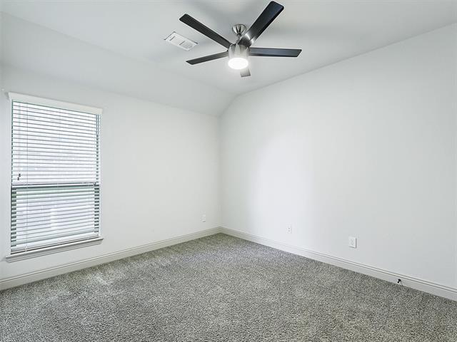 Building Photo - 909 Lake Meadow Ln