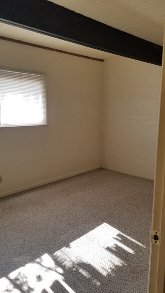 Building Photo - 2772 University Ave