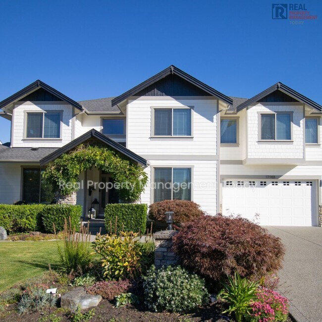 Primary Photo - 4 Bedroom House in Puyallup! (Virtual Tour...