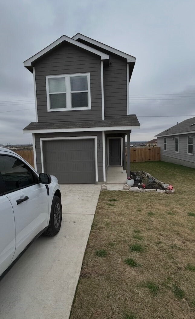 Building Photo - 520 Commander Abbott Dr