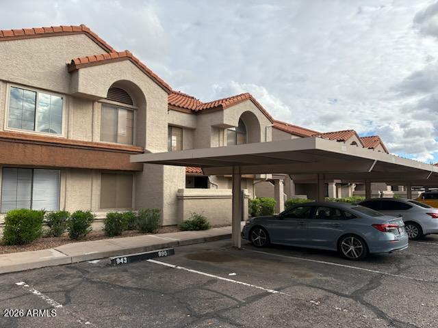 Building Photo - 839 S Westwood