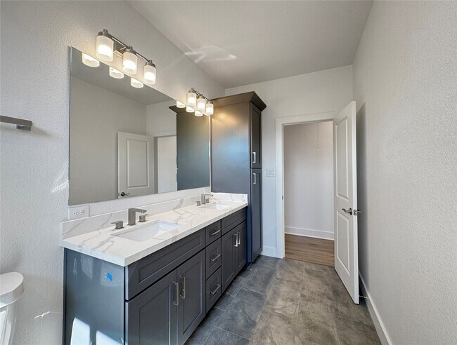 Building Photo - 5427 Bellfort Ave