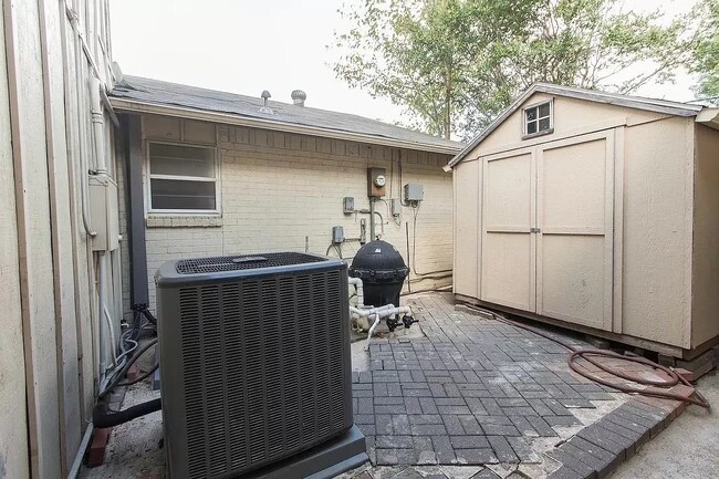 Backyard Additional Storage - 3508 Grande Bulevar