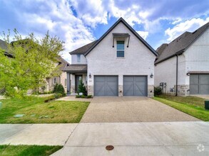 Building Photo - 861 Lady Tessala Ave