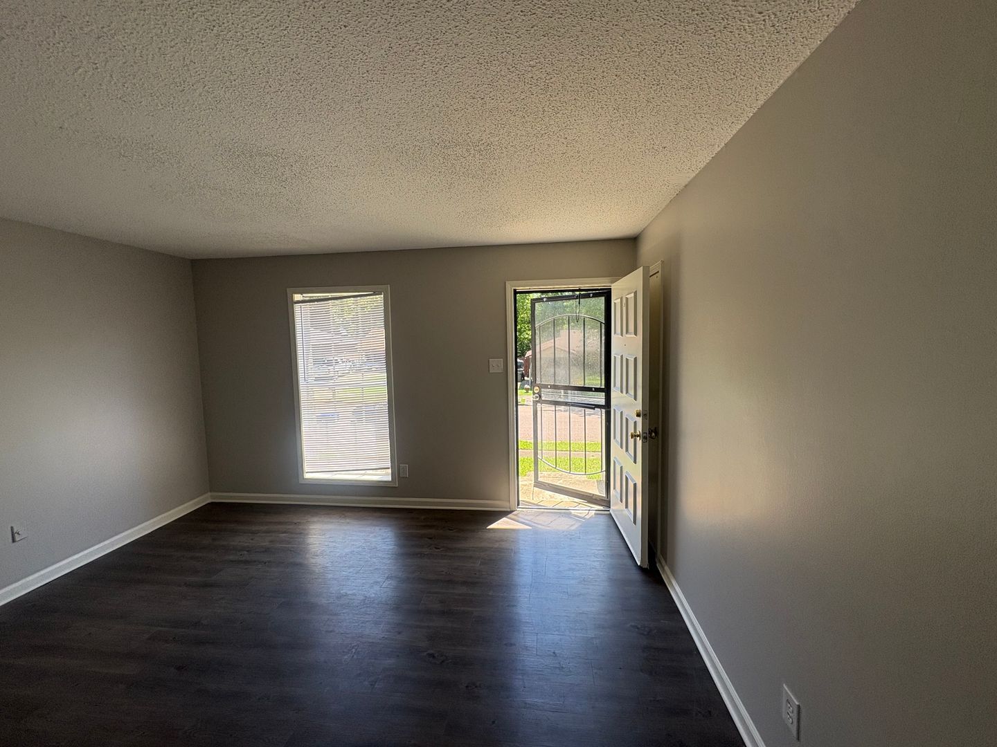 Building Photo - 5087 Blacksmith Dr