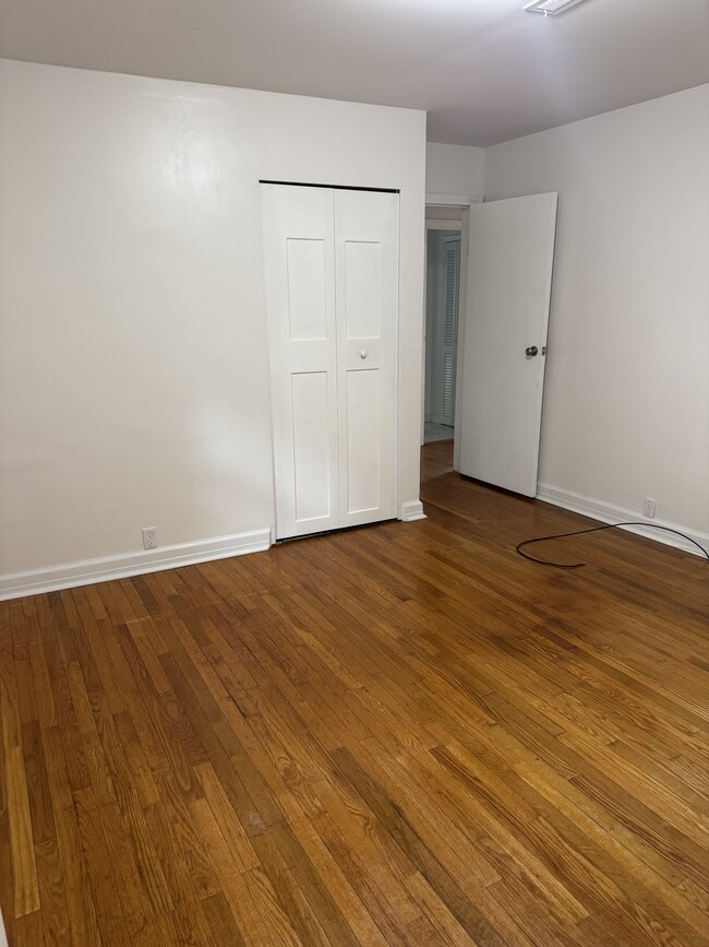 Building Photo - 3005 Shipley St