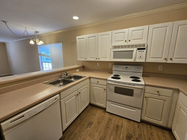 Building Photo - 15 Rimmon Trail