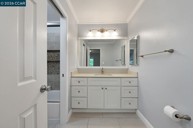 Building Photo - 238 Thistle Cir