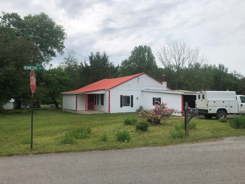 Building Photo - 436 Smartt Station Rd