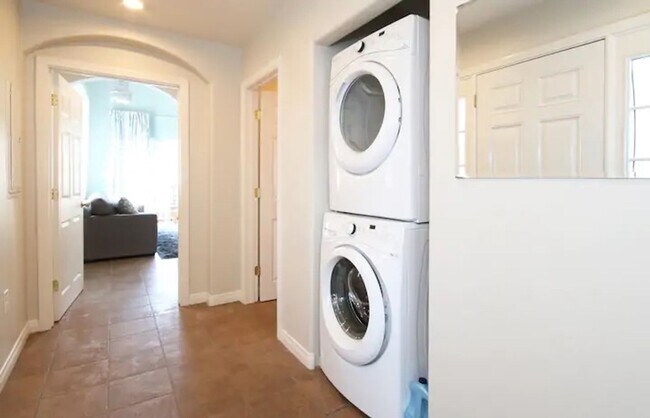 Building Photo - Stunning Duplex with Wrap Around Deck - Available Now