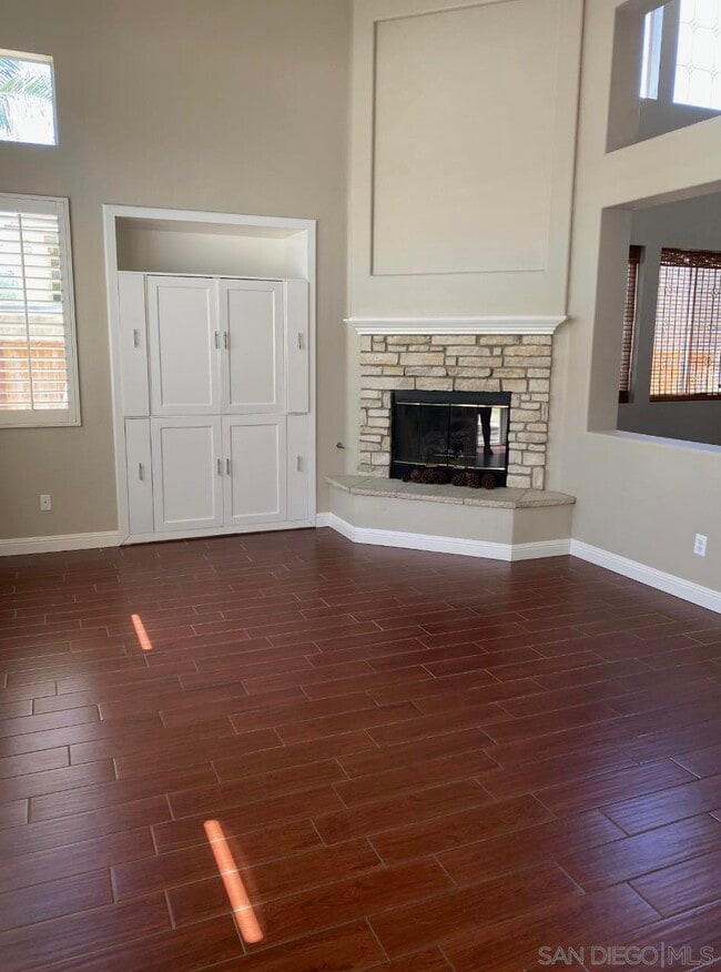 Building Photo - 1162 Delano Ct