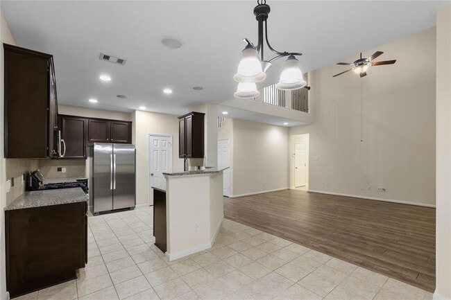 Building Photo - 4855 Palomar Ln