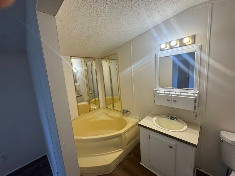 Building Photo - 1341 County Rd 1135