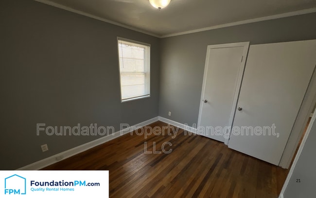 Building Photo - 1570 Rebecca St