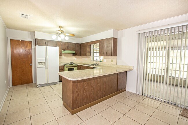 Building Photo - 4808 Co Rd 117A