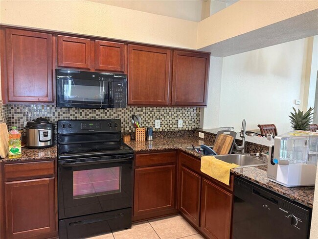 Building Photo - 18250 Snowdonia Dr