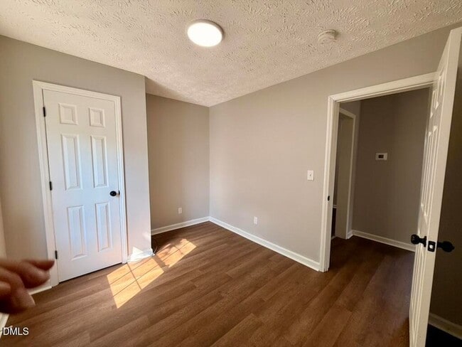 Building Photo - 1002 E Harnett St